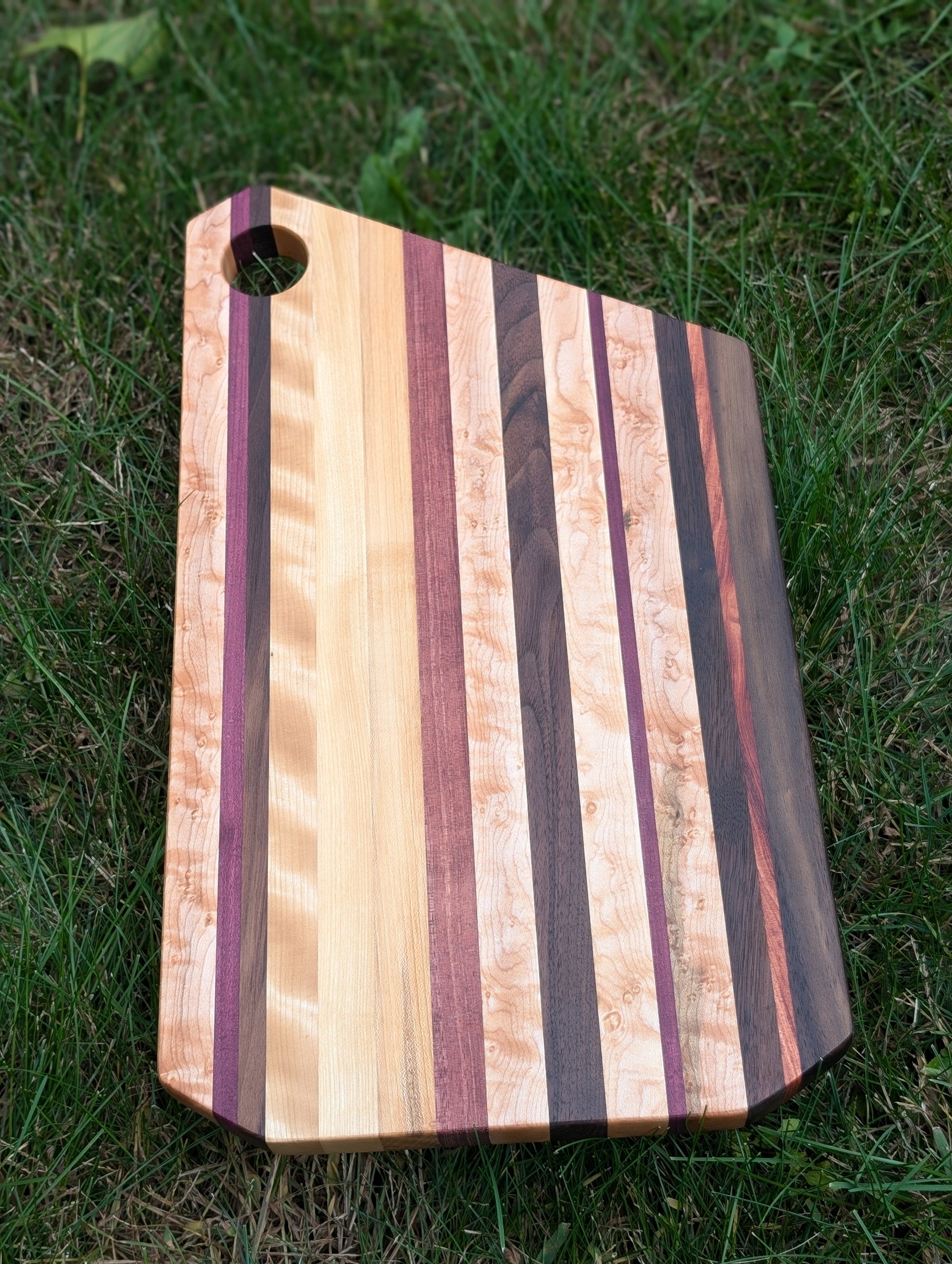 Edge Grain Cutting Board