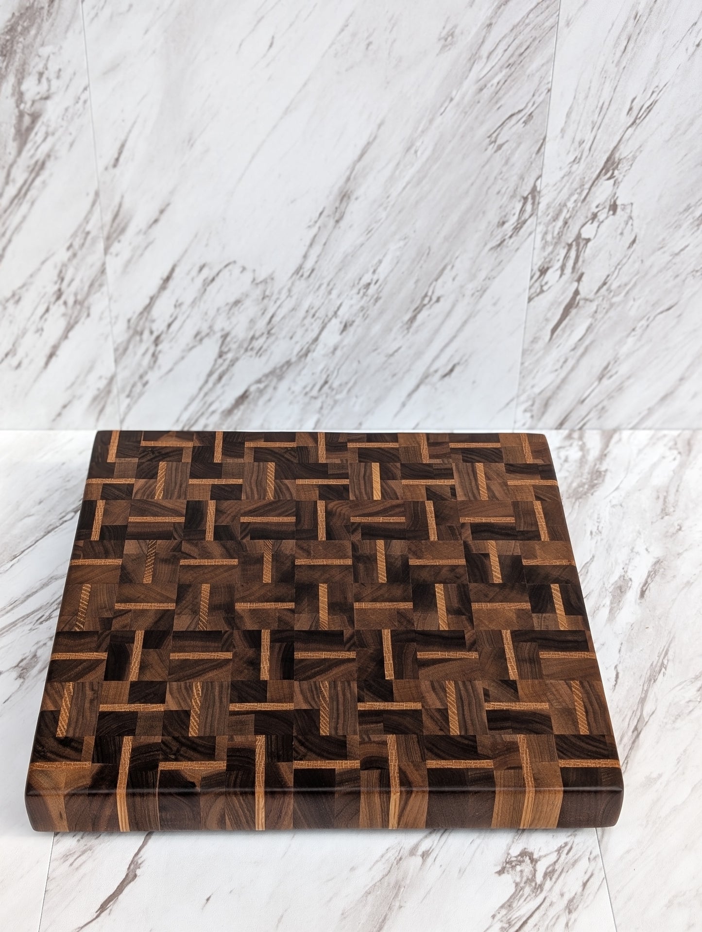 082 ZigZag End Grain Board / Planche en bois debout Zigzag 082