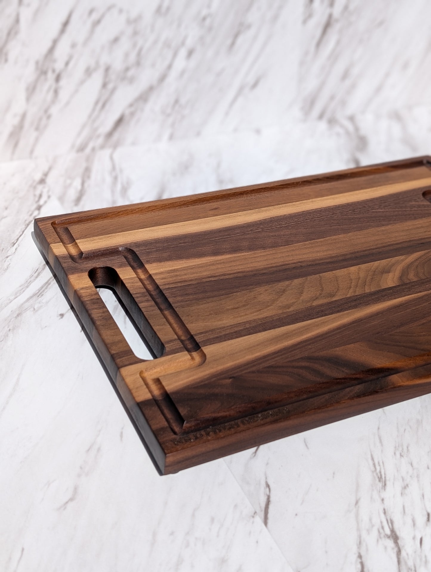 Planche à découper en noyer / Walnut Cutting Board