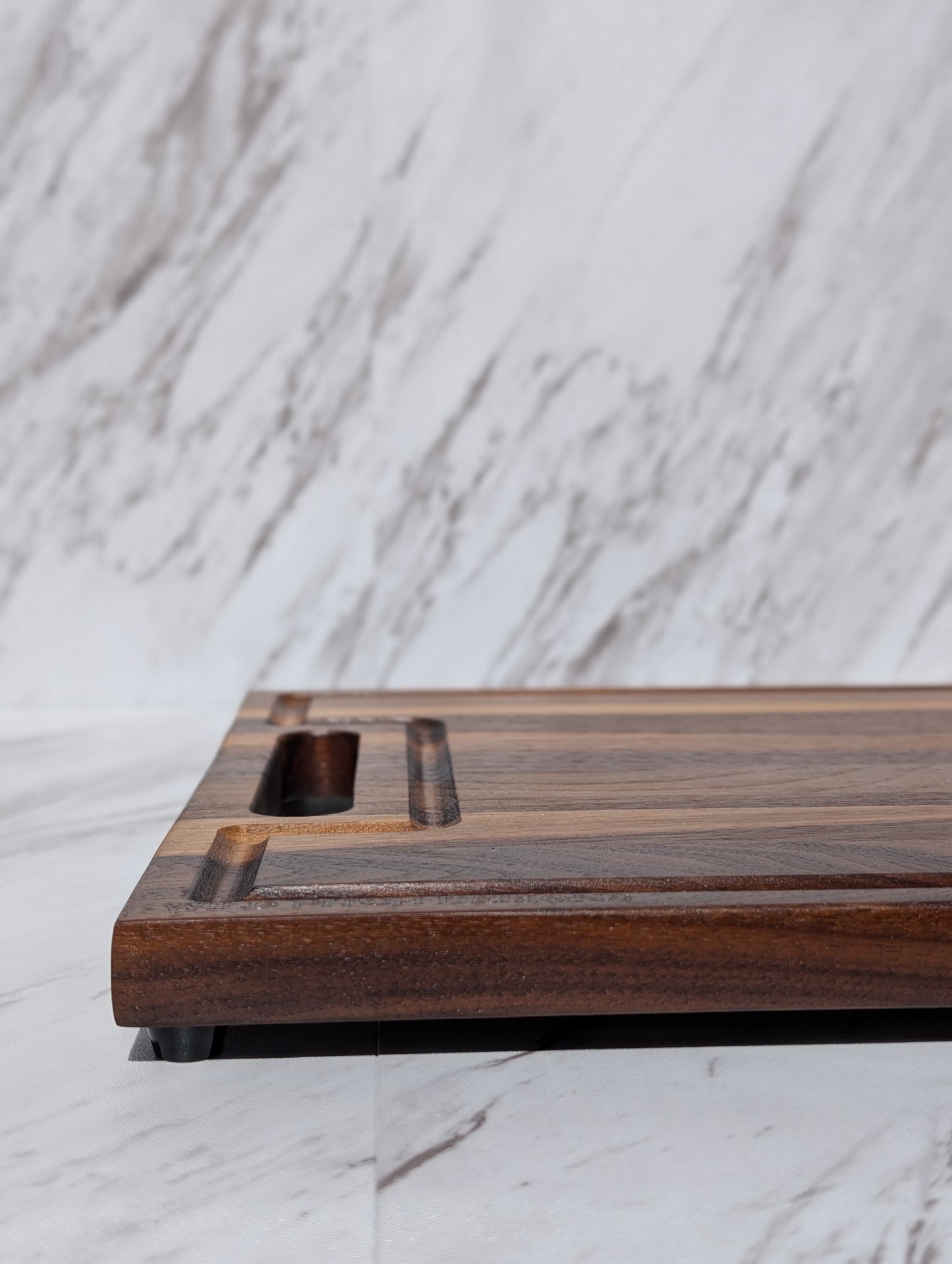 Planche à découper en noyer / Walnut Cutting Board