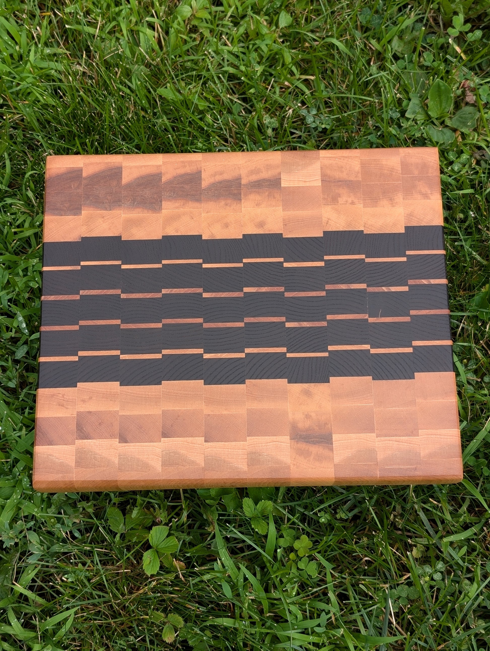 End Grain Board / Planche en bois debout