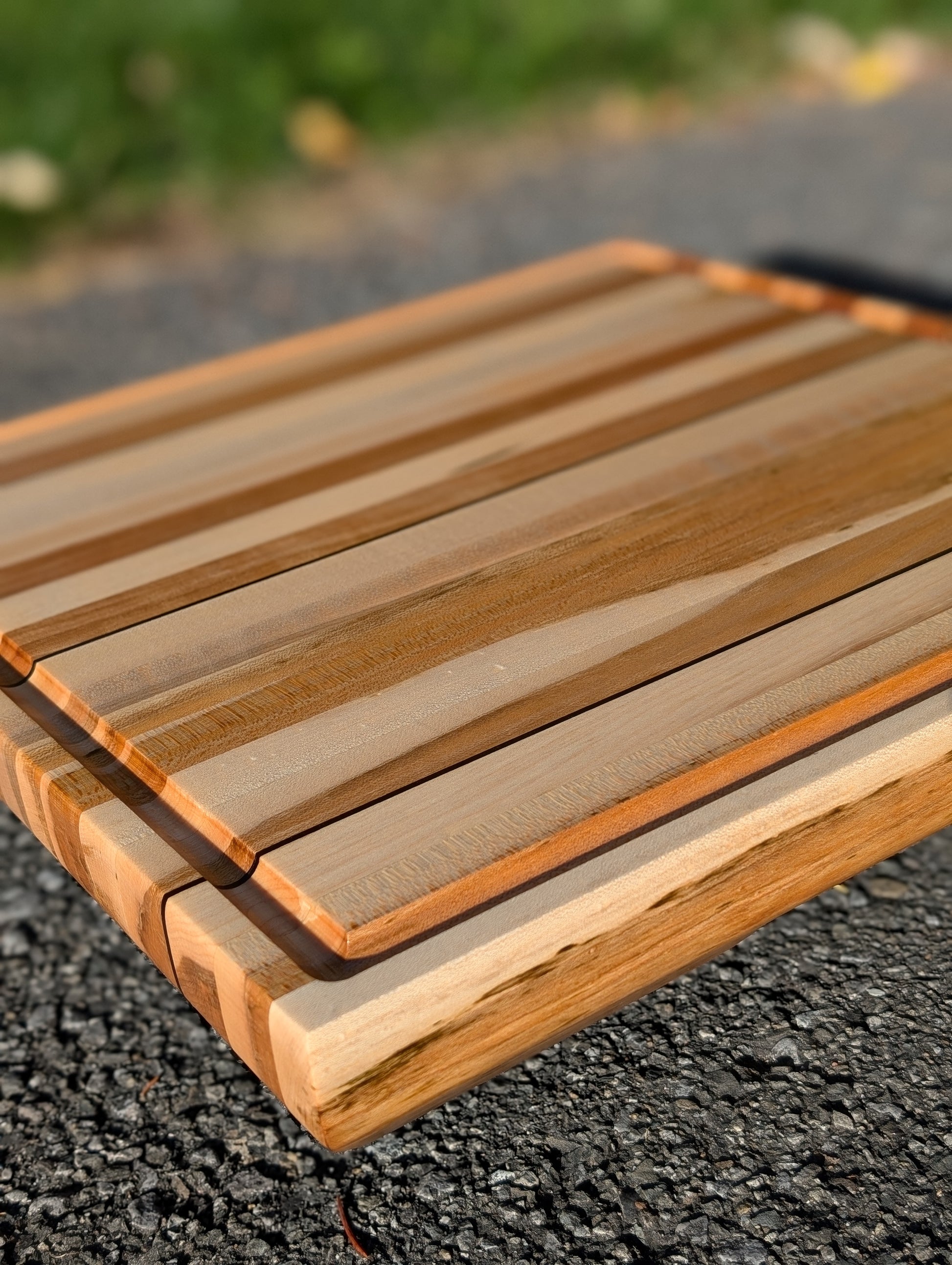 Planche en érable et noyer / 15x15 Edge Grain Board