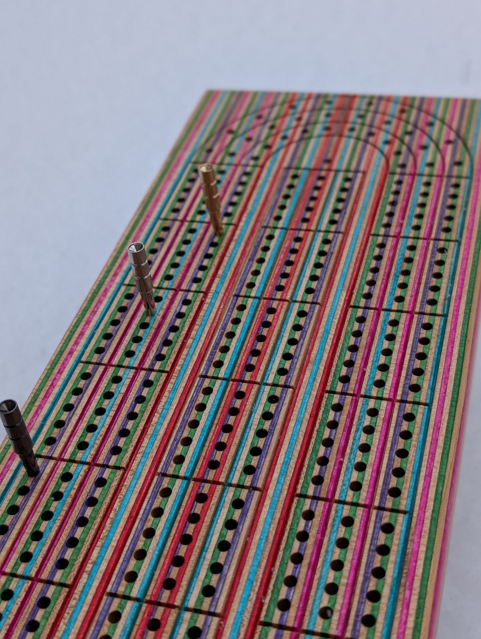 Skateboard Cribbage Board / Planche de crible skateboard