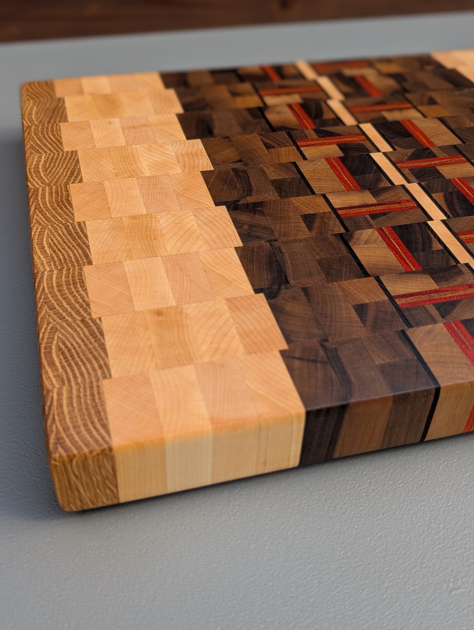 Planche en bois debout 108 / 108 End Grain Cutting Board