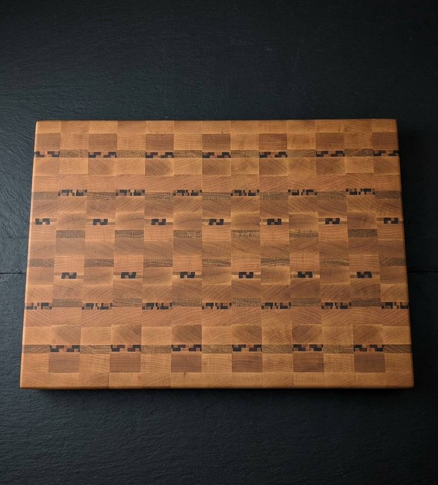 Planche à découper en bois debout 138 / 138 End Grain Cutting Board