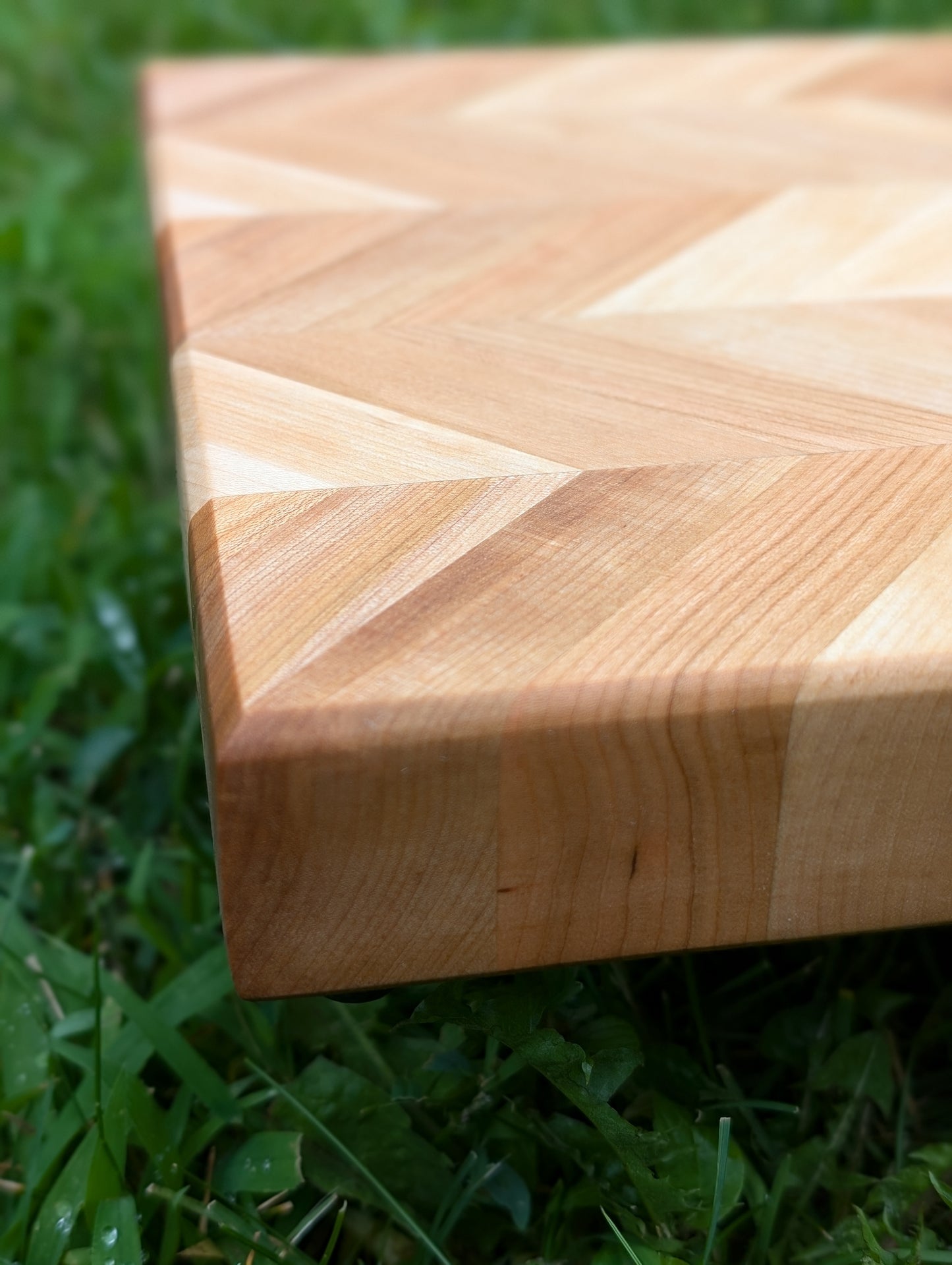 Herringbone Board / Planche style Herringbone