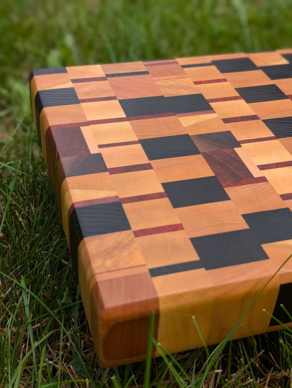 End Grain Board / Planche en bois debout