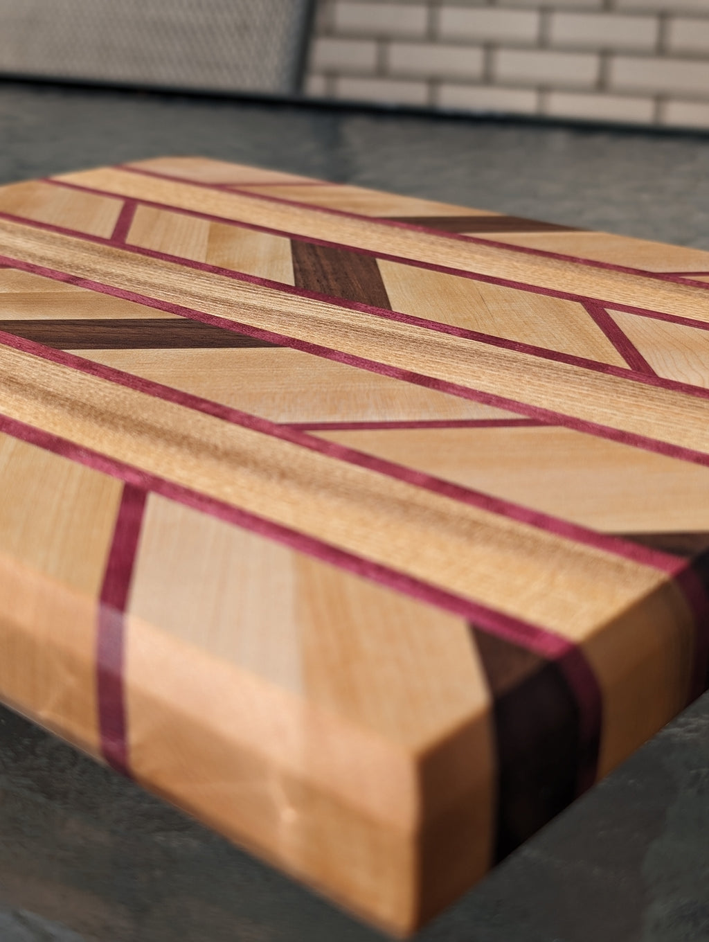 Planche à découper style Chevron / Small Chevron Cutting Board