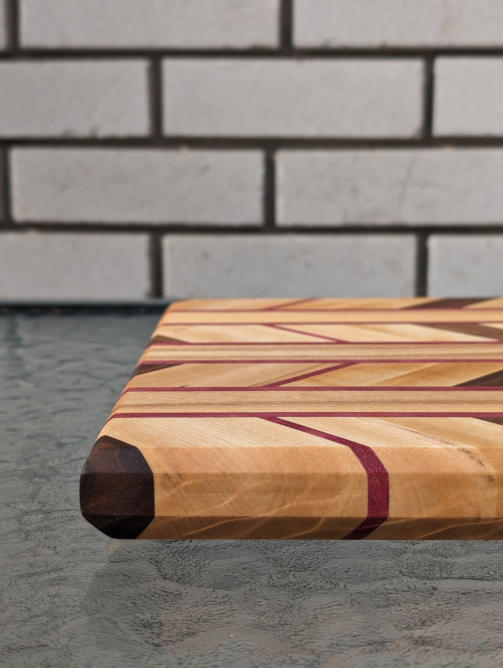 Planche à découper style Chevron / Small Chevron Cutting Board
