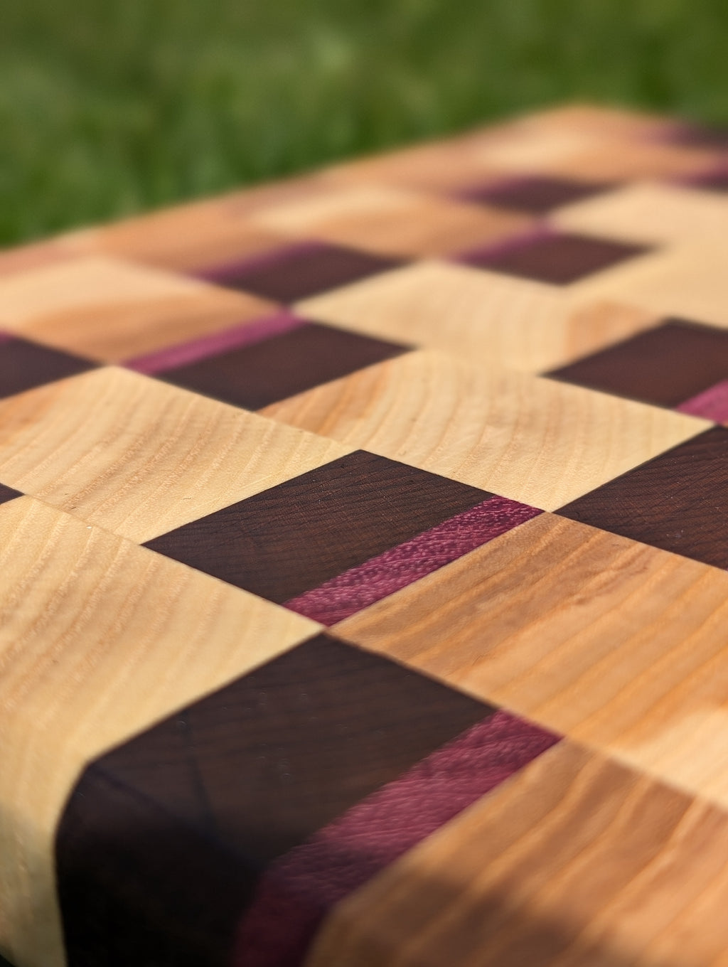 Petite planche en bois debout / Small End Grain Cutting Board