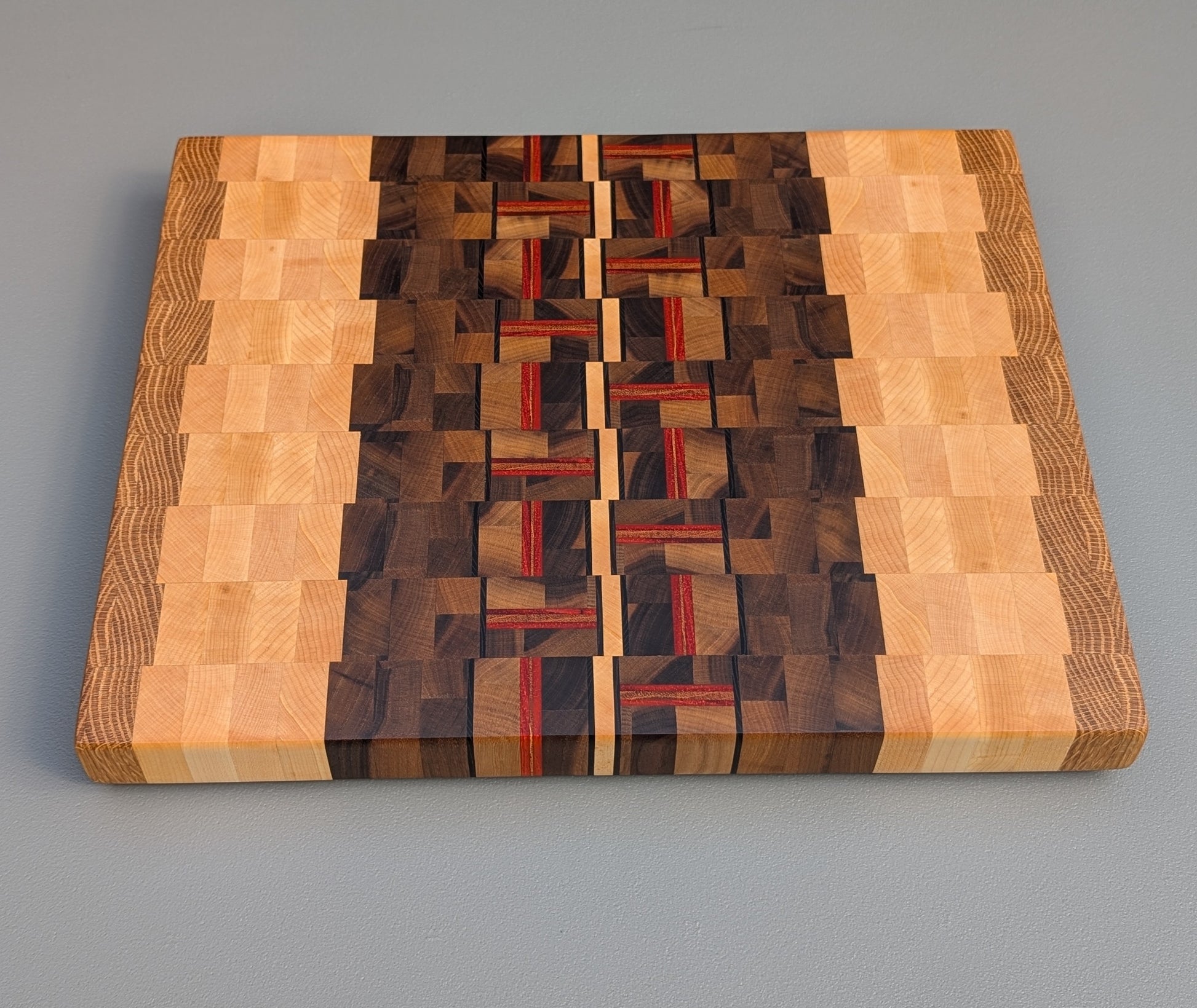 Planche en bois debout 108 / 108 End Grain Cutting Board