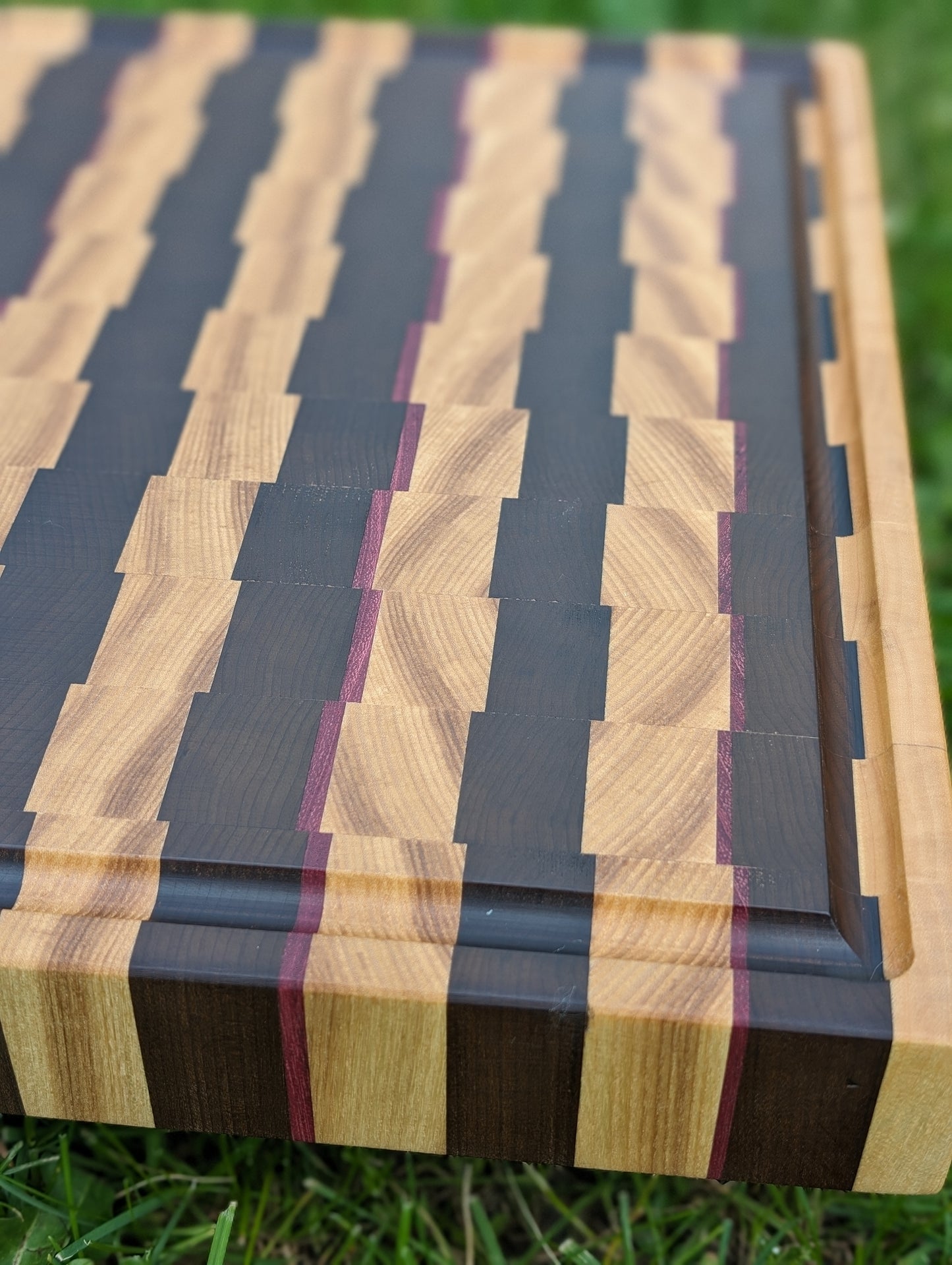 Planche à découper en bois debout / End Grain Cutting Board