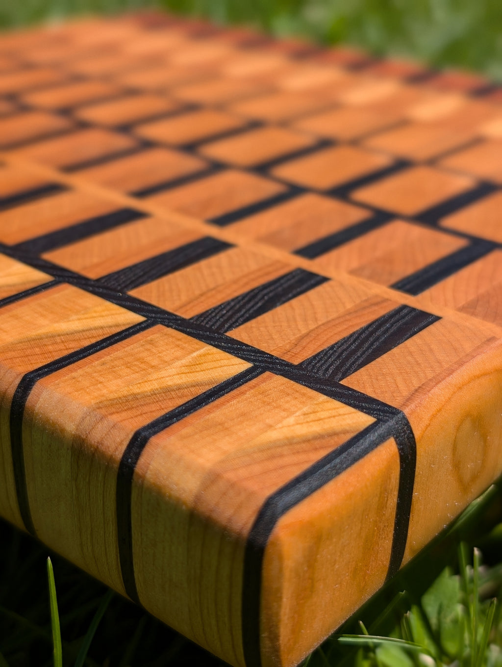 End Grain Cutting Board / Planche en bois debout