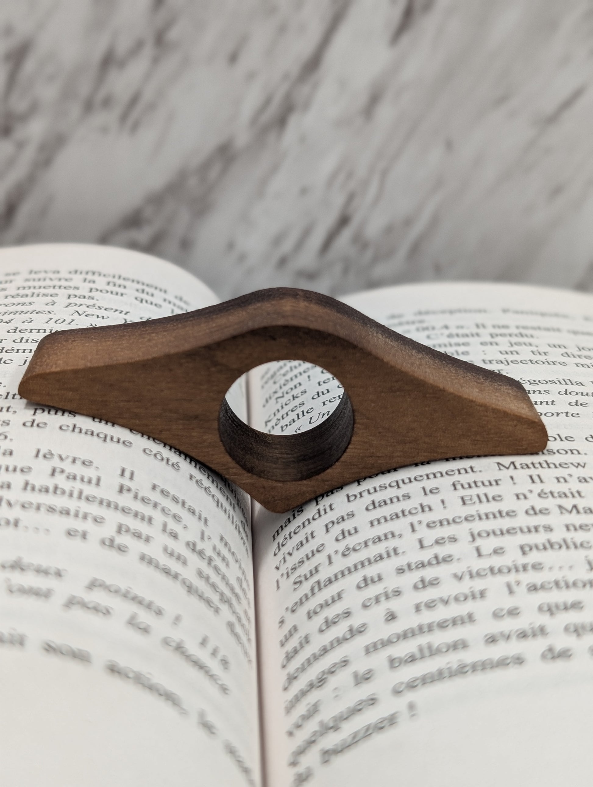 Bague de lecture / Book Page Holder
