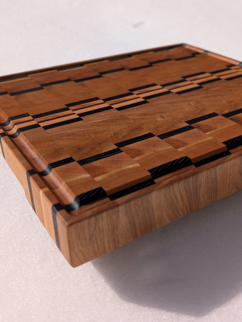 079 End Grain Cutting Board/ Planche bois debout 079