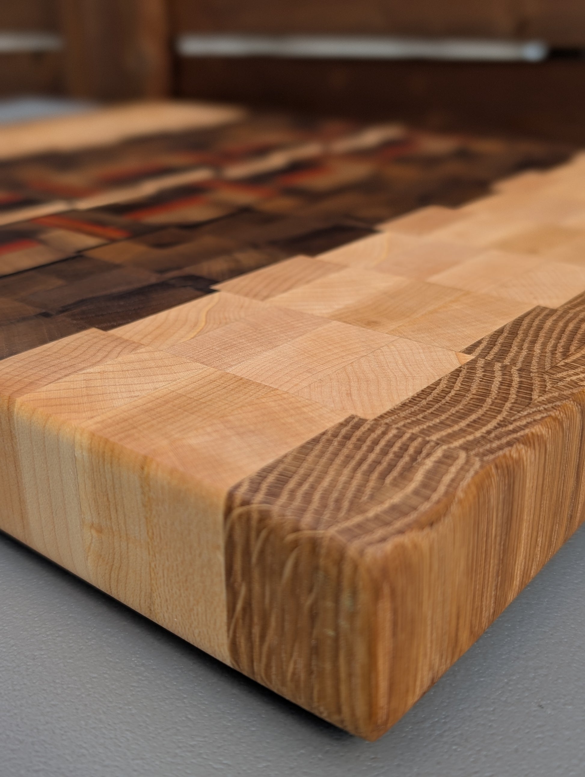 Planche en bois debout 108 / 108 End Grain Cutting Board